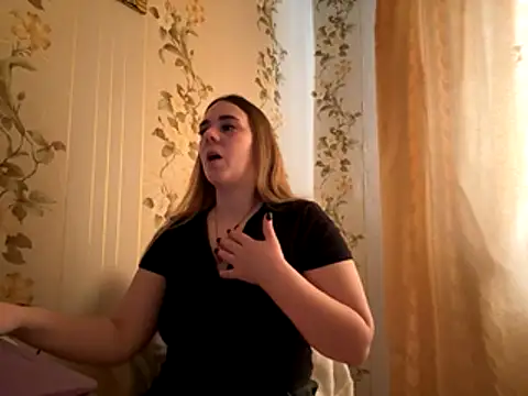 Snapshot of Hanna_777 chatting on 23, 11, 2025 Hanna 777 online show from 23, 11, 2025