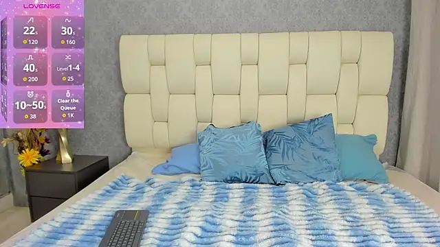 Luna Bella3 online show from 30, 10, 2025