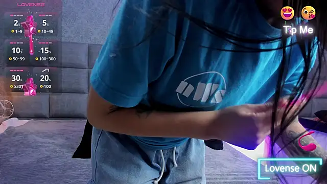 Luna Bella3 online show from 17, 12, 2025