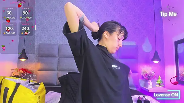 Snapshot of Luna_Bella3 chatting on 19, 1, 2026 Luna Bella3 online show from 19, 1, 2026