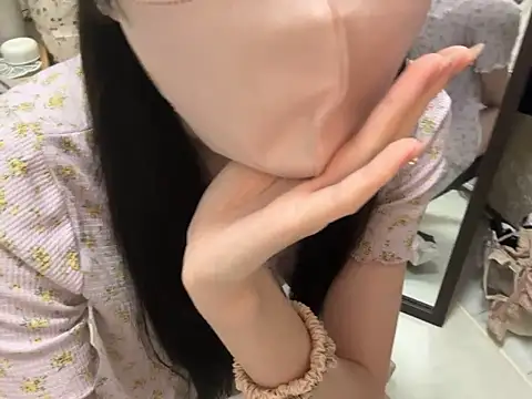 Snapshot of miku_pipipi chatting on 16, 11, 2025 miku pipipi online show from 16, 11, 2025