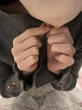 Snapshot of miku_pipipi chatting on 24, 11, 2025 miku pipipi online show from 24, 11, 2025