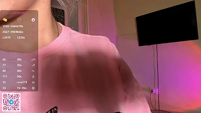 LatanyaRein online show from 12, 11, 2025