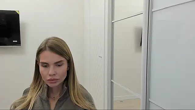 Snapshot of LinaBey chatting on 30, 10, 2025 LinaBey online show from 30, 10, 2025