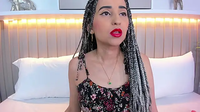 violett rabbit  online show from 12, 11, 2025