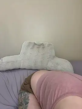 CreamedKitten online show from 17, 7, 2026
