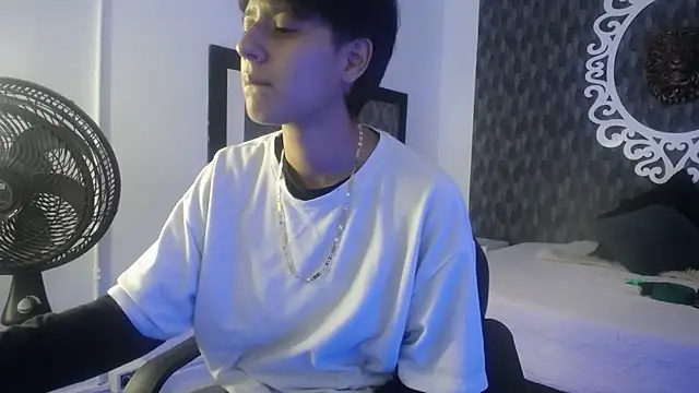 Ghost  Girl  online show from 2, 11, 2025