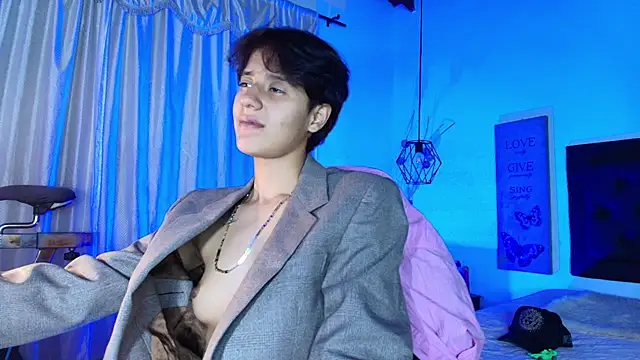 Ghost  Girl  online show from 6, 11, 2025