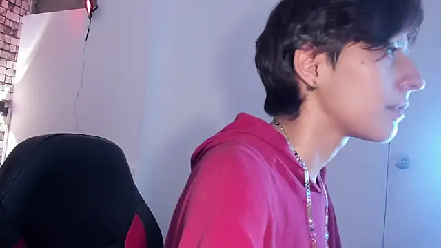 Ghost  Girl  online show from 2, 12, 2025