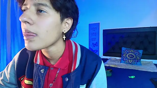 Ghost  Girl  online show from 11, 11, 2025