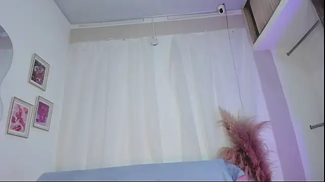 Sweetiee Aurora online show from 27, 11, 2025