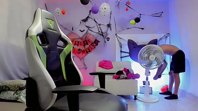 Cash G  online show from 31, 10, 2025