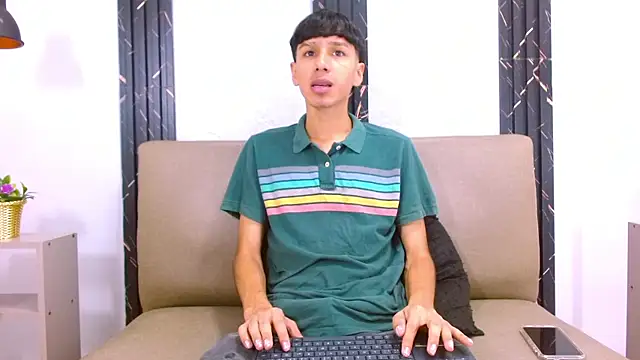 LaPantera Rosa online show from 1, 12, 2025