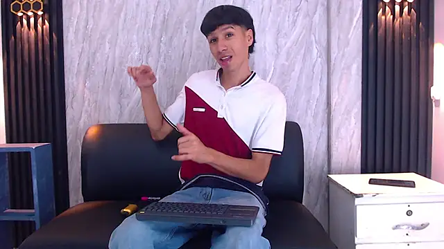 LaPantera Rosa online show from 27, 10, 2025