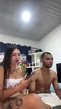 Hot2gether69 online show from 18, 12, 2025