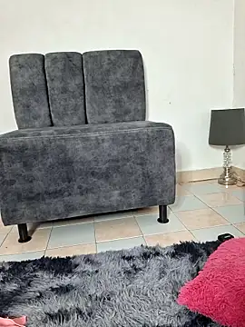 Mia fox29 online show from 20, 11, 2025