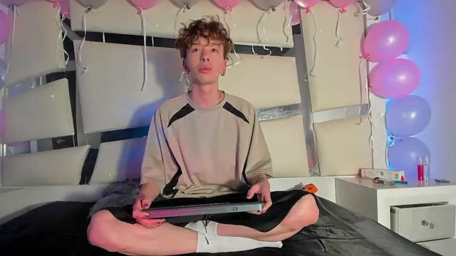 Genesis ask online show from 28, 10, 2025