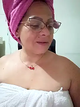 Snapshot of Angie_milf50 chatting on 7, 3, 2026 Angie milf50 online show from 7, 3, 2026