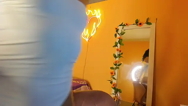 Keniia rizz online show from 28, 4, 2026