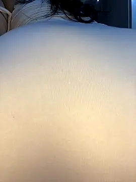 Im Saraaaa online show from 4, 11, 2025