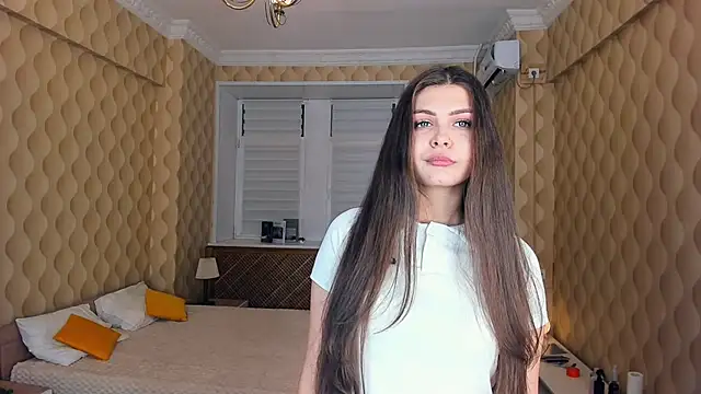 Snapshot of AdelinaIbraham chatting on 3, 11, 2025 AdelinaIbraham online show from 3, 11, 2025