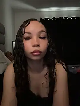 nikkiloveee online show from 30, 6, 2026