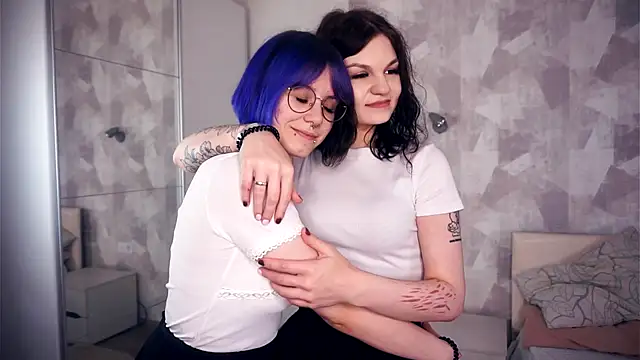 KellePourier online show from 20, 11, 2025