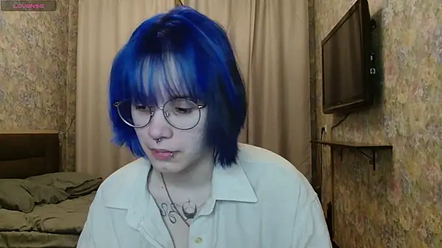 Snapshot of KellePourier chatting on 3, 3, 2026 KellePourier online show from 3, 3, 2026