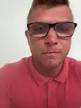 PolishBoy1995 online show from 18, 6, 2026