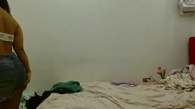 Your Barbies Dirty online show from 27, 11, 2025