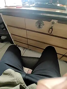 tomdear online show from 26, 10, 2025