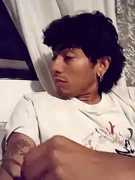 SkinniYamo online show from 23, 2, 2026