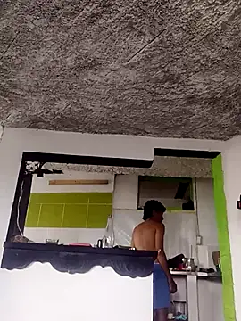 SkinniYamo online show from 21, 3, 2026