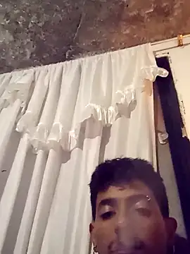 SkinniYamo online show from 16, 3, 2026