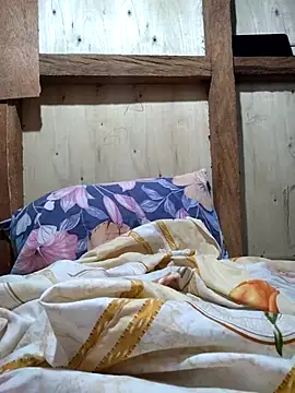 asiangirl 690826 online show from 18, 11, 2025