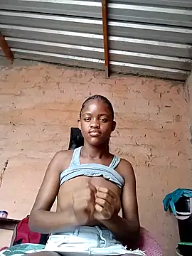 Blondecurv24 online show from 22, 11, 2025