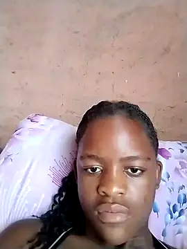 Blondecurv24 online show from 28, 10, 2025