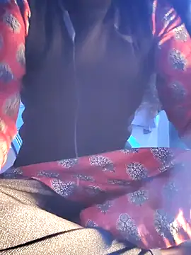 Hot-Rubyy online show from 17, 12, 2025