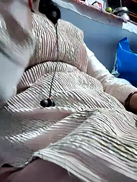 Hot-Rubyy online show from 2, 4, 2026