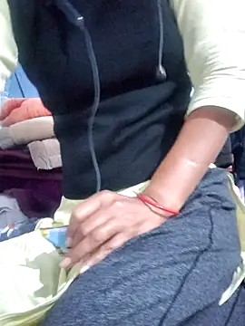 Hot-Rubyy online show from 3, 12, 2025