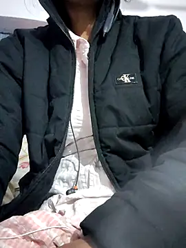 Hot-Rubyy online show from 15, 12, 2025