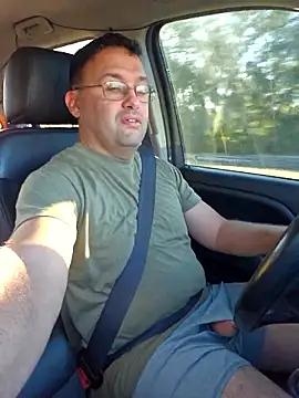 Latinesc online show from 24, 2, 2026