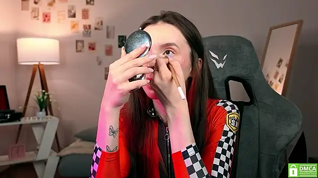 Snapshot of yourfrenchteacher chatting on 14, 11, 2025 yourfrenchteacher online show from 14, 11, 2025