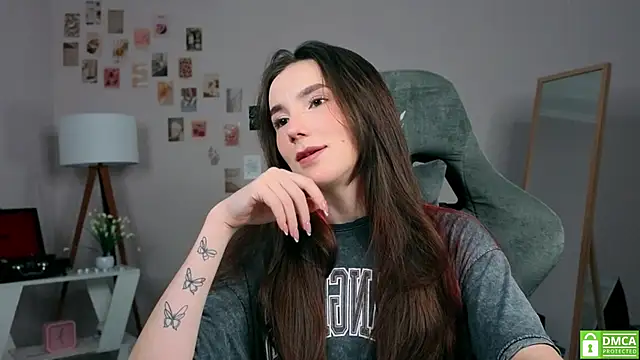 Snapshot of yourfrenchteacher chatting on 31, 10, 2025 yourfrenchteacher online show from 31, 10, 2025