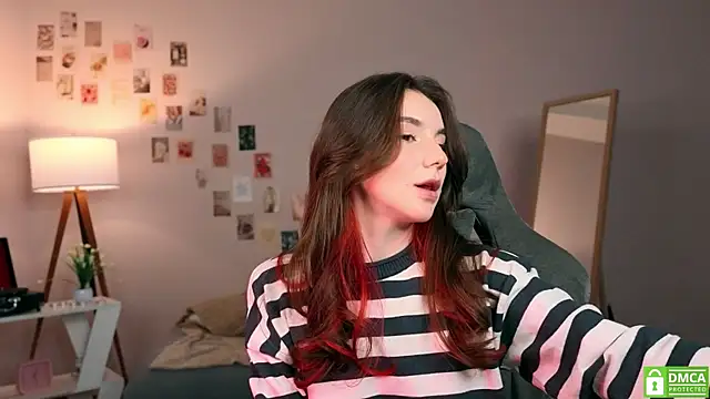 Snapshot of yourfrenchteacher chatting on 29, 10, 2025 yourfrenchteacher online show from 29, 10, 2025