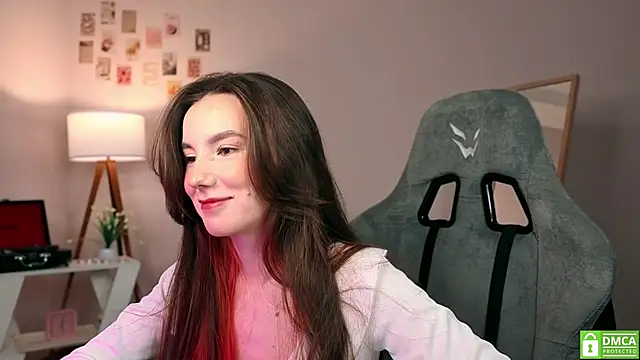 Snapshot of yourfrenchteacher chatting on 12, 11, 2025 yourfrenchteacher online show from 12, 11, 2025