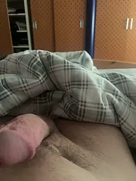 Stefan8254 online show from 12, 4, 2026