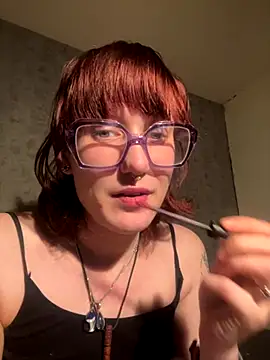 NiffyNoon online show from 3, 12, 2025