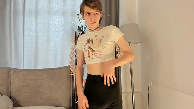 AvenGlow online show from 5, 4, 2026