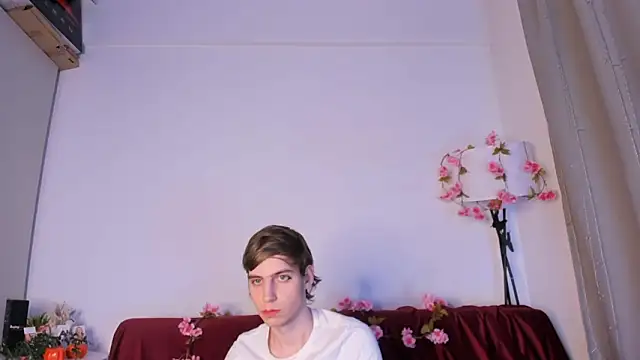 AvenGlow online show from 23, 2, 2026